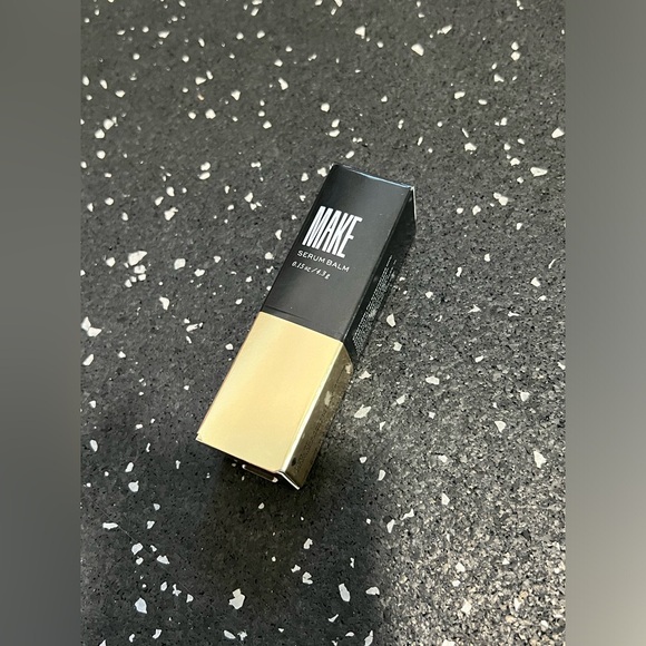 MAKE BEAUTY | SERUM BALM HYDRATING LIP TREATMENT in Pink Cerise - Picture 10 of 12